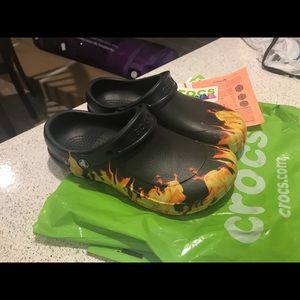 Black Flame Crocs. Men’s 8, women’s 10.